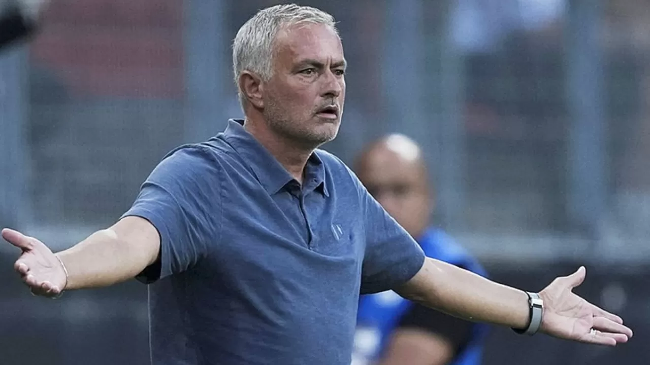 Mourinho'nun geleceği belirsiz! Fenerbahçe'den ayrılabilir mi?