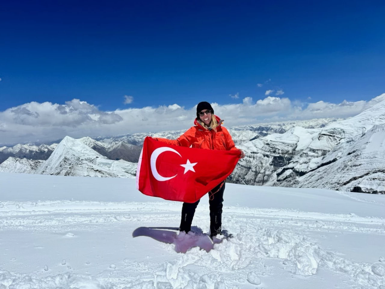 Deniz Kayadelen, Hudson Nehri'nde Türkiye Rekoru Kırarak 'Triple Crown'ı Tamamladı