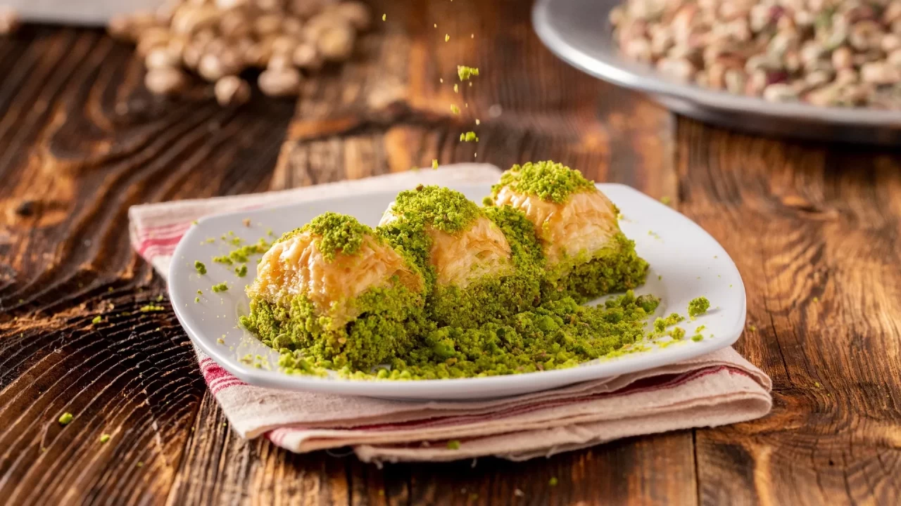 Baklava Kalori ve Ağırlık Rehberi: 3 Baklava Kaç Gram?