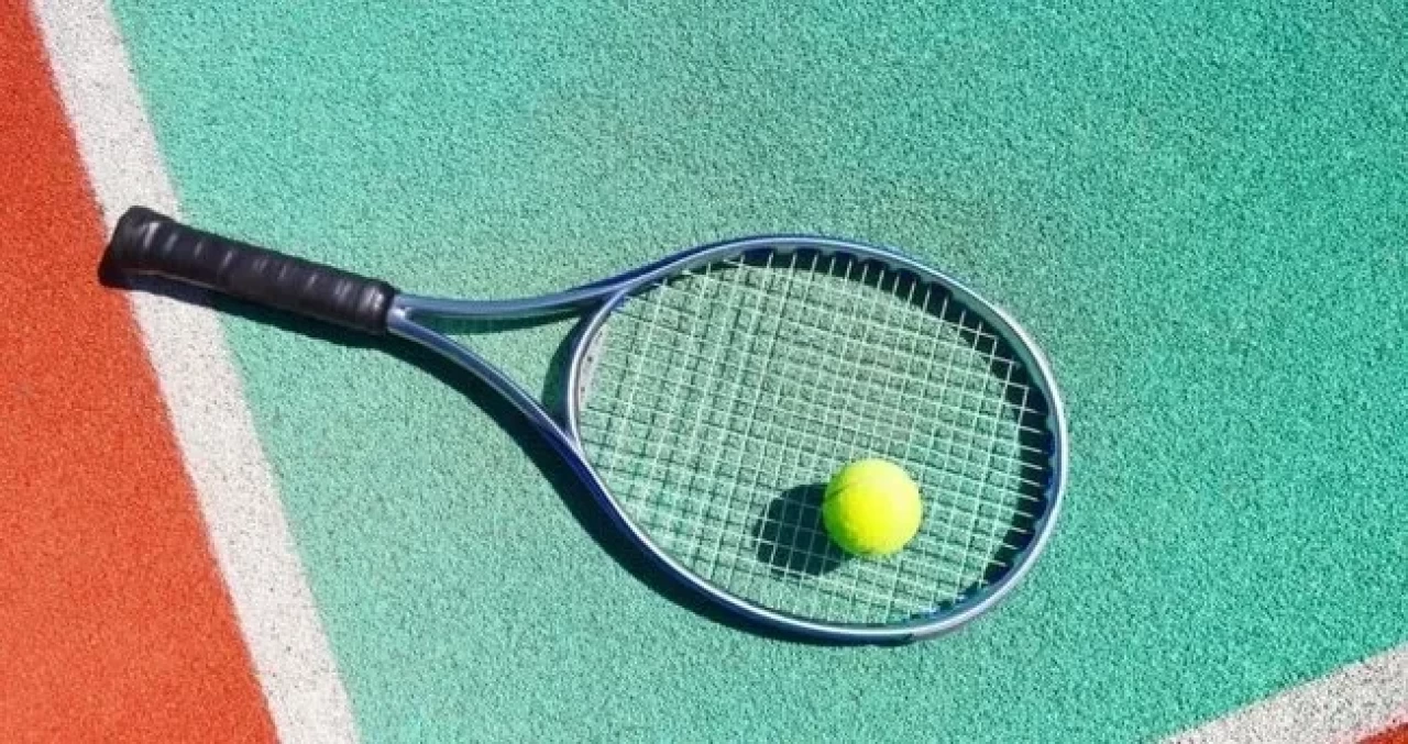 Yeni Başlayanlar İçin Tenis: Kurallar ve Stratejik İpuçları