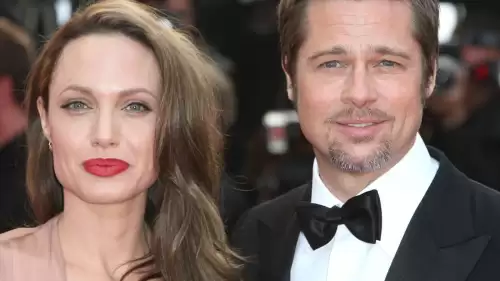 Angelina Jolie, Brad Pitt ile olan kavgalarına son vermek için ilk adımı attı
