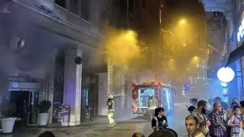 Beyoğlu'nda 9 katlı otelde çıkan yangın söndürüldü!