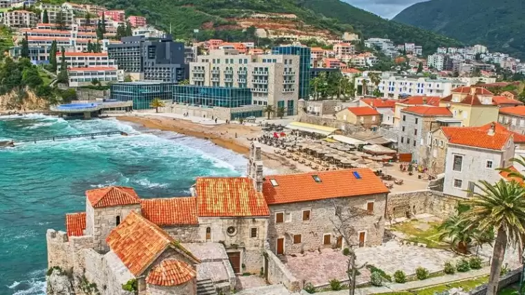 Budva: Karadağ'ın Tarihi ve Turistik Cenneti