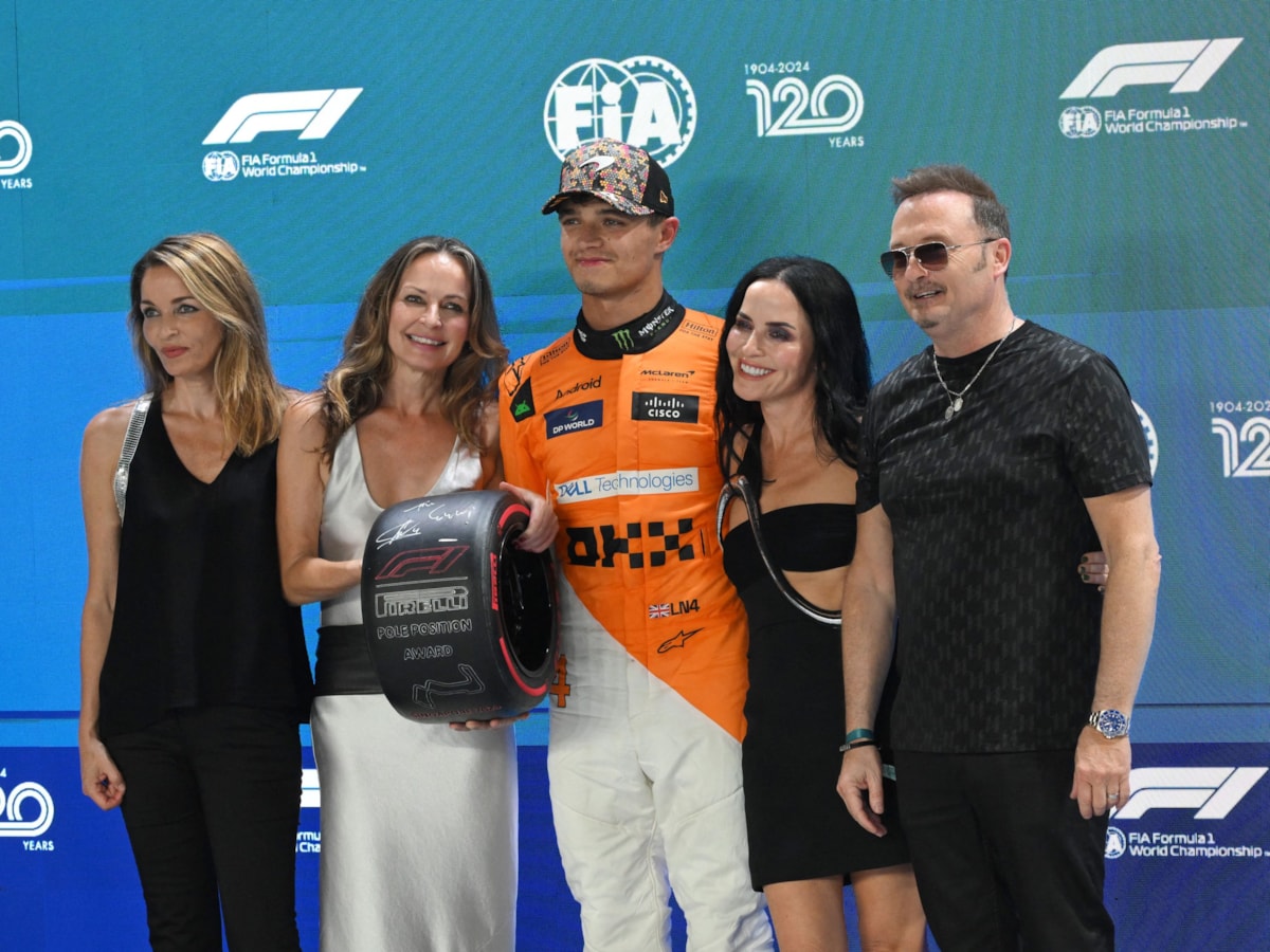 Formula 1'de Singapur Grand Prix'sini Lando Norris Kazandı