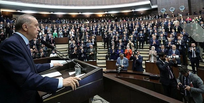 AK Parti ekim ayında anayasa çalışmalarını hızlandıracak