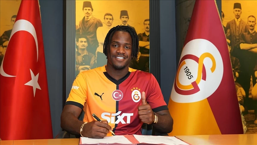 Michy Batshuayi Galatasaray'ın 1. Forveti Olabilir Mi