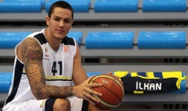 İlkan Karaman Trafik Kazasında Hayatını Kaybetti: Türk Basketbolu Büyük Bir Yıldızını Kaybetti